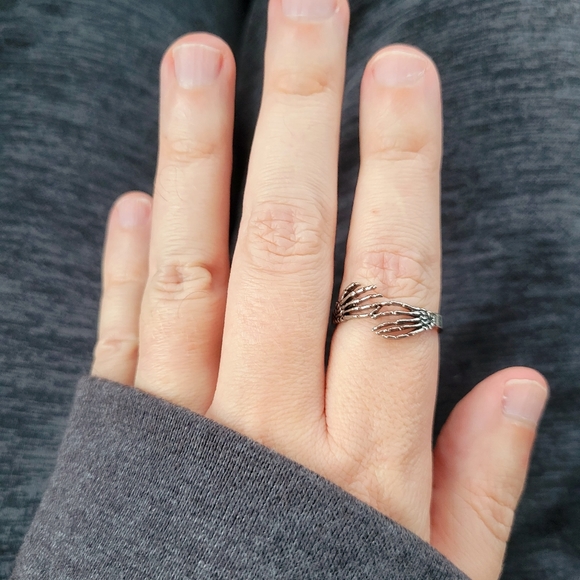 Skeleton Hands Spooky Halloween Silver Ring Size 10 - Picture 8 of 11